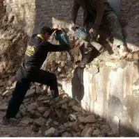 تخریب و بازسازی ساختمان.