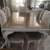 میز ناهارخوری