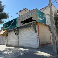 مغازه سوپر مارکت ده سال سابقه سوپر بهترین موقعیت|اجارهٔ مغازه و غرفه|مشهد, ادیب نیشابوری (شهرک غرب)|دیوار