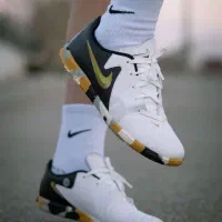 کفش فوتسال سایز 44 درحد آکبند