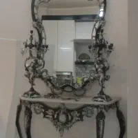 آینه و شمعدان و ساعت