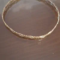 یکعدد النگوی طلا