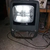 پروژکتور بزرگ شرکت مازی نور