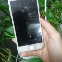 اپل iPhone 6 با حافظهٔ ۱۶ گیگابایت|موبایل|اصفهان, شهرک ولیعصر|دیوار