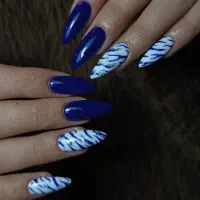 ب چند مدل جهت تکمیل آلبوم کاری نیازمندم