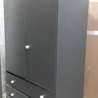 دوعددکمد و یک عدد آینه با کمد