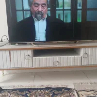 میزتلوزیون سالم سالم بدون شکستگی