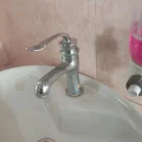 تعمیر و تعویض و رسوبگیری شیرآلات در منزل