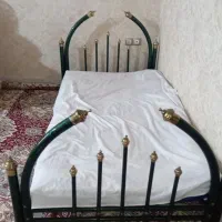 تخت تک نفره