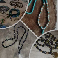 انواع گردنبند و دستبند