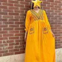 پیراهن ساحلی ترکمن، تیشرت مشکی مردانه و تاپ شلوارک