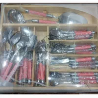 سرویس قاشق چنگال ۶نفره نو توجعبه