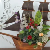 گلدان وگل مصنوعی