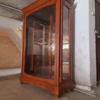 بوفه ویترین شیشه ای