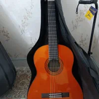گیتار یاماهاc70
