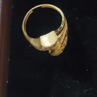 انگشتر و گوشواره طلا