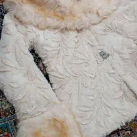 کت خزدار کوتاه|لباس|خواف, |دیوار