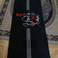 پادری جلو سینک