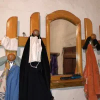 آویز چوبی لباس