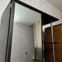 کمدآیینه ای