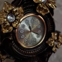 ساعت ایستاده