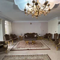 مبلمان کلاسیک ۹ نفره به همراه ناهارخوری ۸ نفره