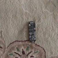 تعدادی باند و قطعات الکترونیکی و جت فن