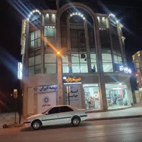 فروش سالن تجاری 61 متری