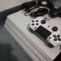 ps4pro ریژن اروپا ۷۲۱۶ با حافظه ترا با وسایل جانبی|کنسول، بازی ویدئویی و آنلاین|قم, زنبیل آباد|دیوار