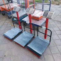 ترازو باسکول های قدیمی سنگی عتیقه|کلکسیون اشیاء عتیقه|سیرجان, |دیوار