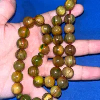 کهربا پرچمی