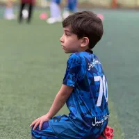 آکادمی و مدرسه تخصصی فوتبال کوروش