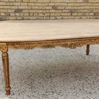 میز بزرگ سلطنتی