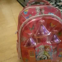 کیفها برای مدرسه همه نو سالم جنس عالی
