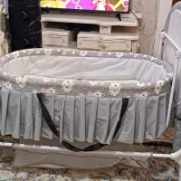 گهواره کودک مناسب کودکان کولیکی و رفلاکسی