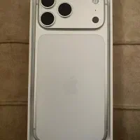 ایفون 17پرومکس zaa