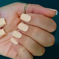 مدل رایگان برای کاشت و لمینت ناخن|خدمات آرایشگری و زیبایی|اصفهان, تیران|دیوار