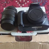 دوربین کنون 1300d canon|دوربین عکاسی و فیلم‌برداری|آران و بیدگل, |دیوار