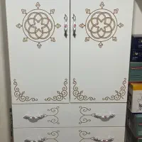 کمد لباس در حد نو