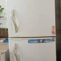 یخچال فریزر. فروزان