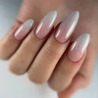 آموزش تخصصی کاشت ناخن