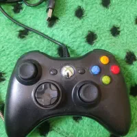 دسته ایکس باکس ۳۶۰ سیمی