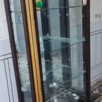 فروش فوری ویترین چوبی