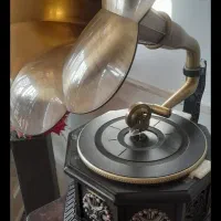 گرامافون فروشی