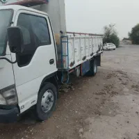 شاگرد ایسوزو شش تن