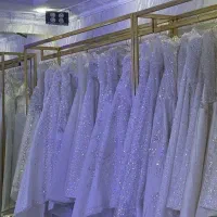 فروشنده با تجربه مزون عروس