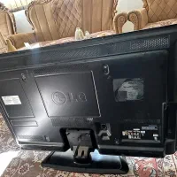 تلویزیون ۴۲ اینچ