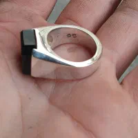 انگشتر نقره ، عقیق مشکی