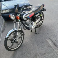 موتور سیکلت 200