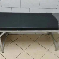 تخت معاینه